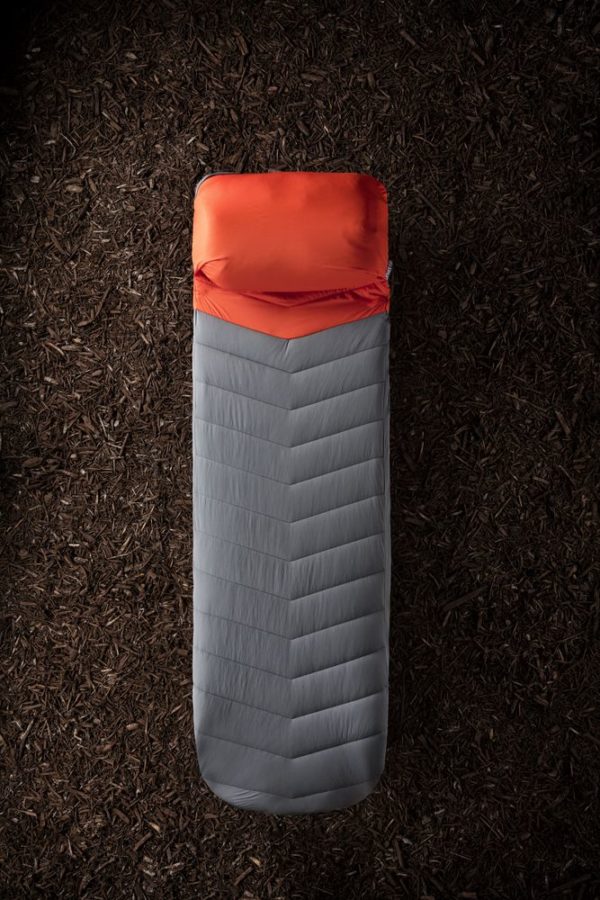 Чехол для туристического коврика Quilted V Sheet, серо-оранжевый